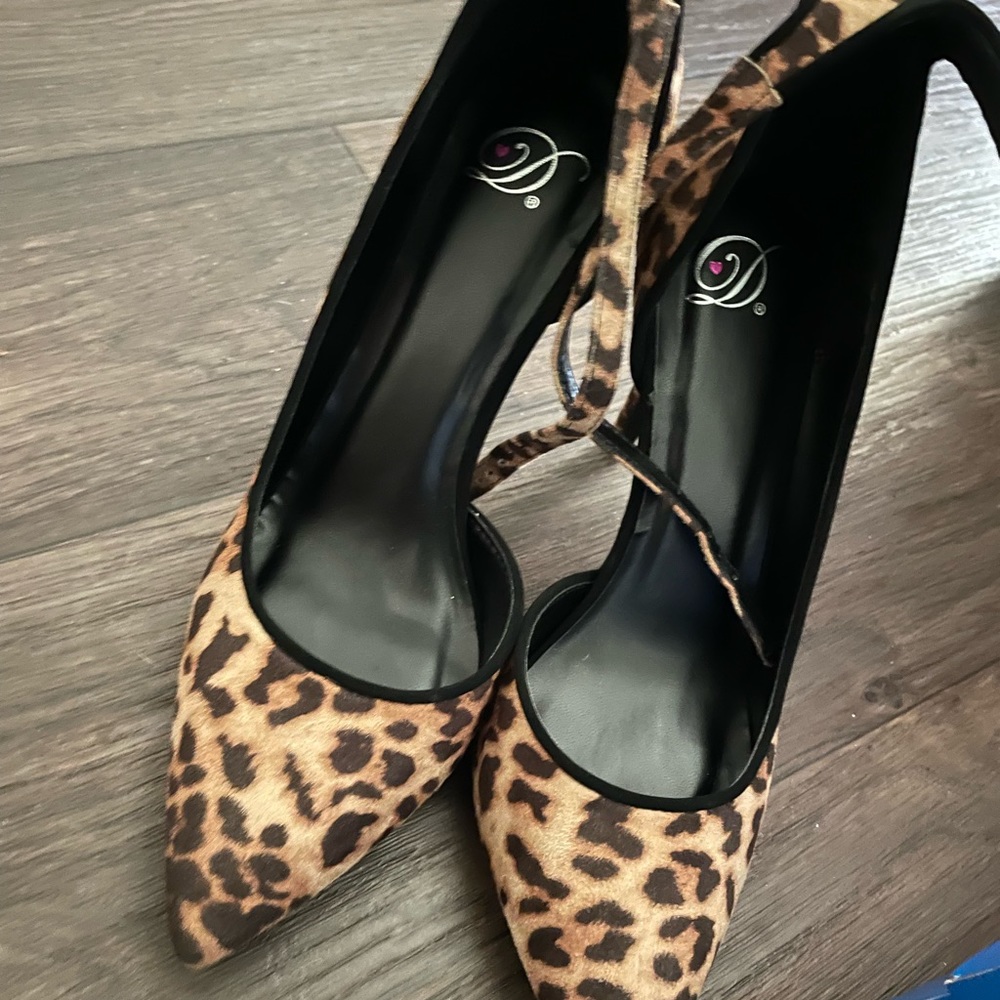 Cheetah Print 11